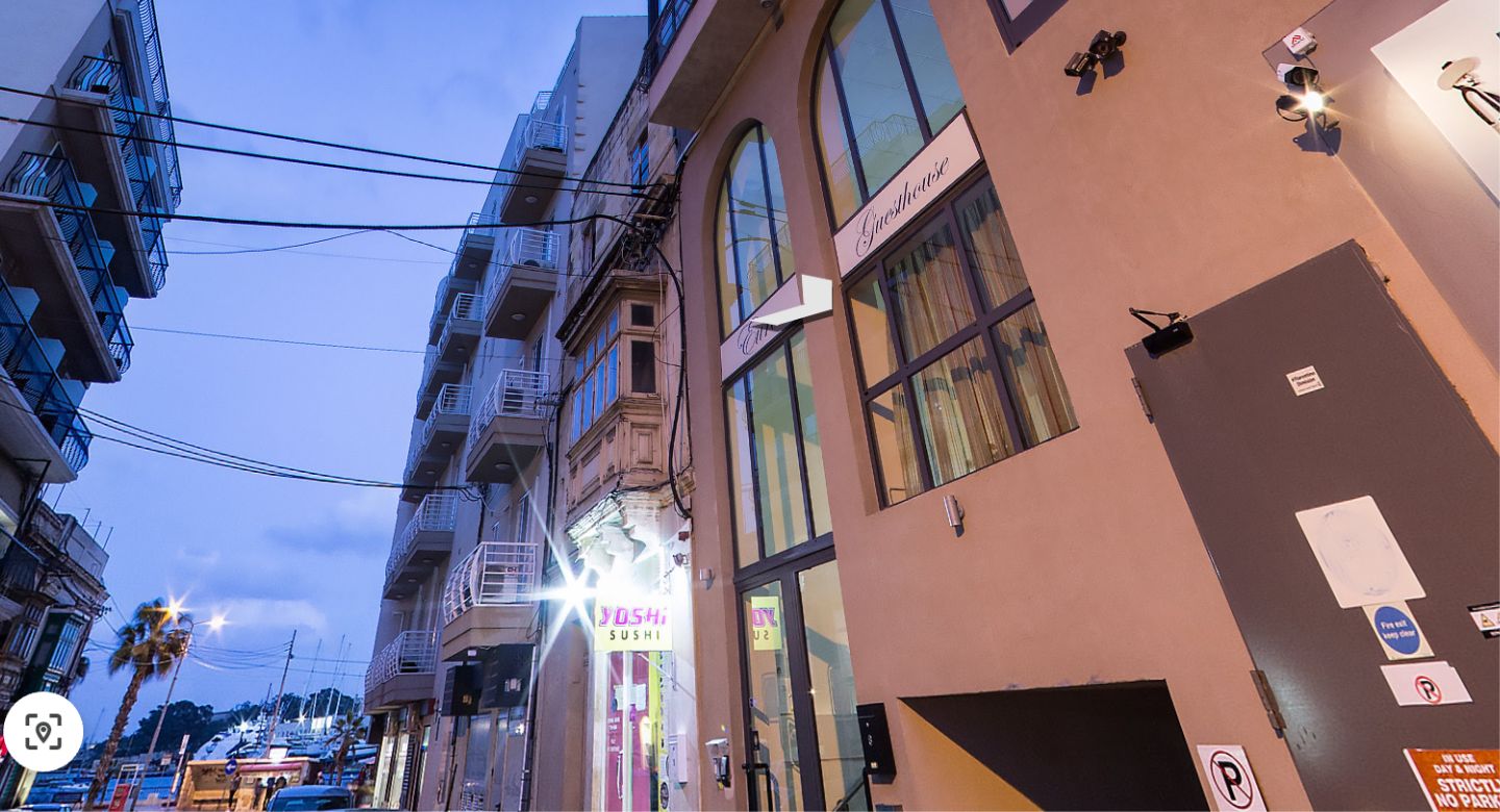 More troubled bonds as boutique hotel company facing difficulties