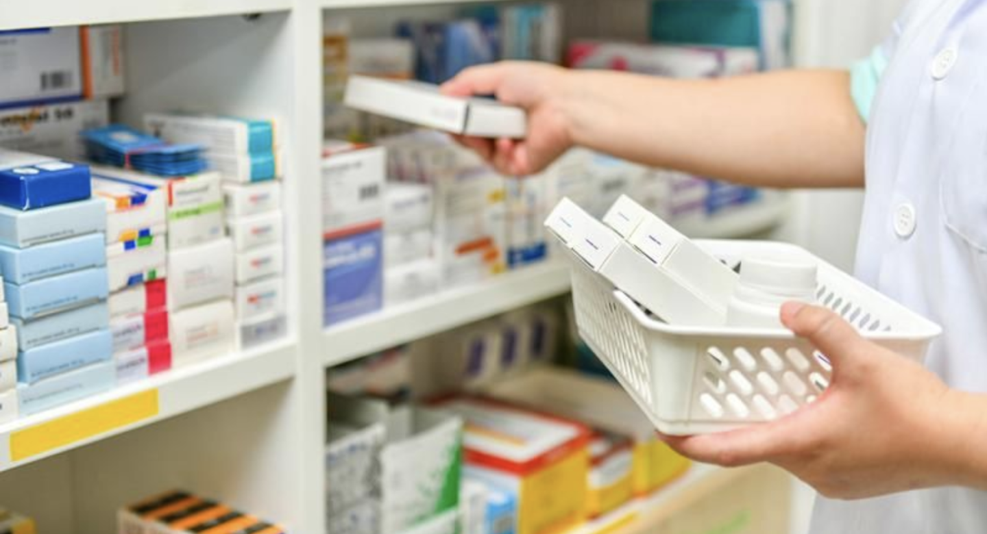 Unqualified personnel deciding on multi-million-euro cancer treatment tenders at health ministry